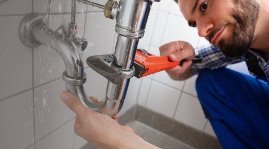 Expert burst pipe repair services in Hinesburg, VT